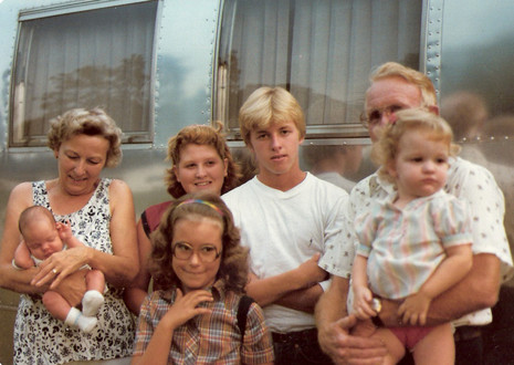 Norma, Joey, Sandra, Kerri, Robert, Robert and Naomi   1982